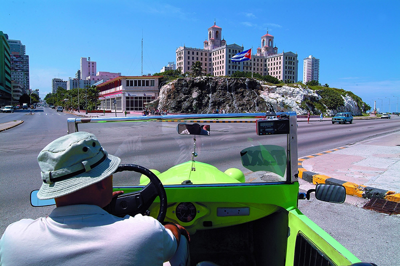 cruzin-in-cuba